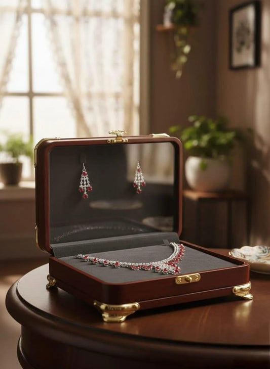 Modern Design Silver Plated Crystal Necklace Set for Women